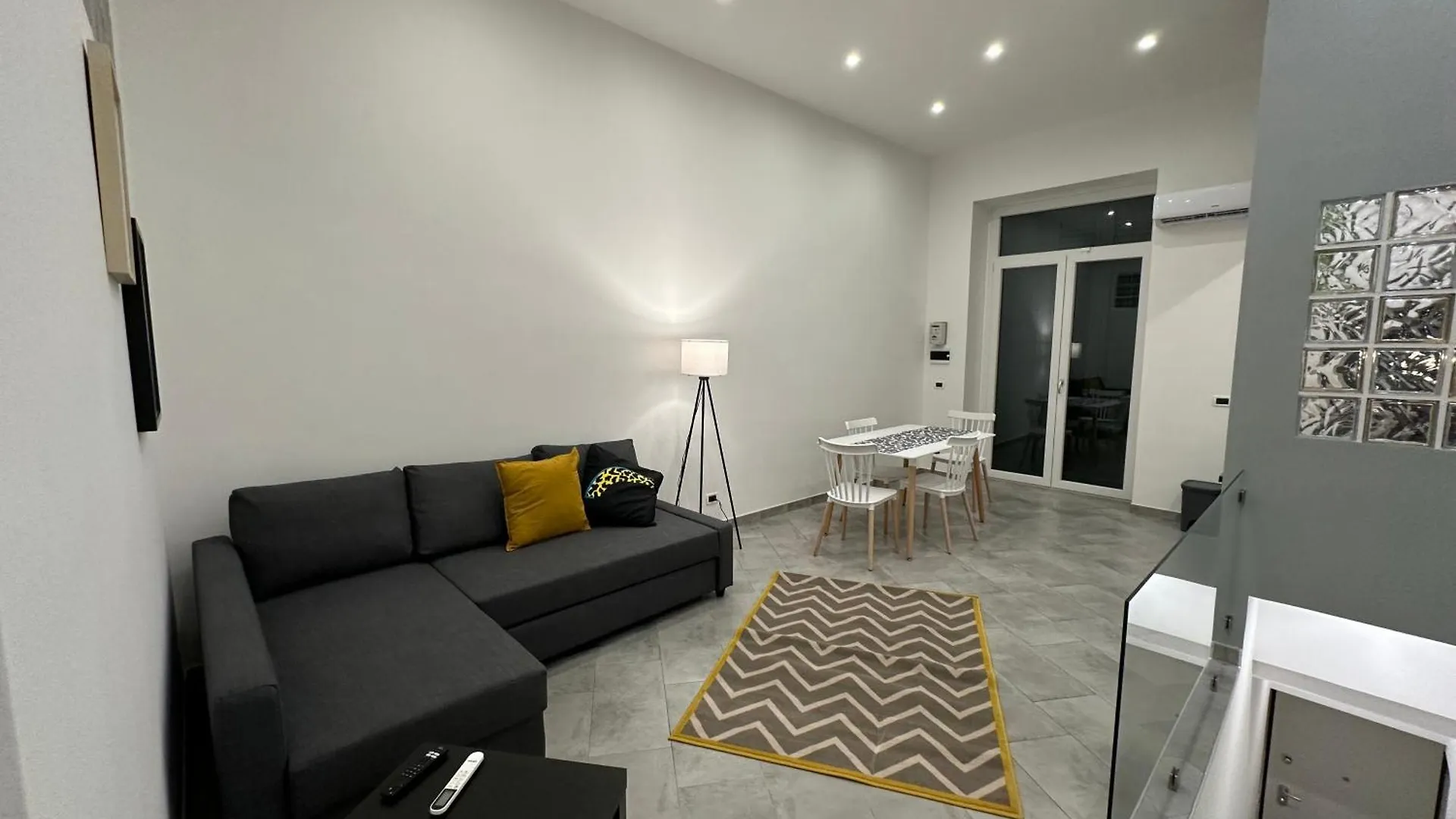 Palermo Wow - Aragona Apartment 0*,